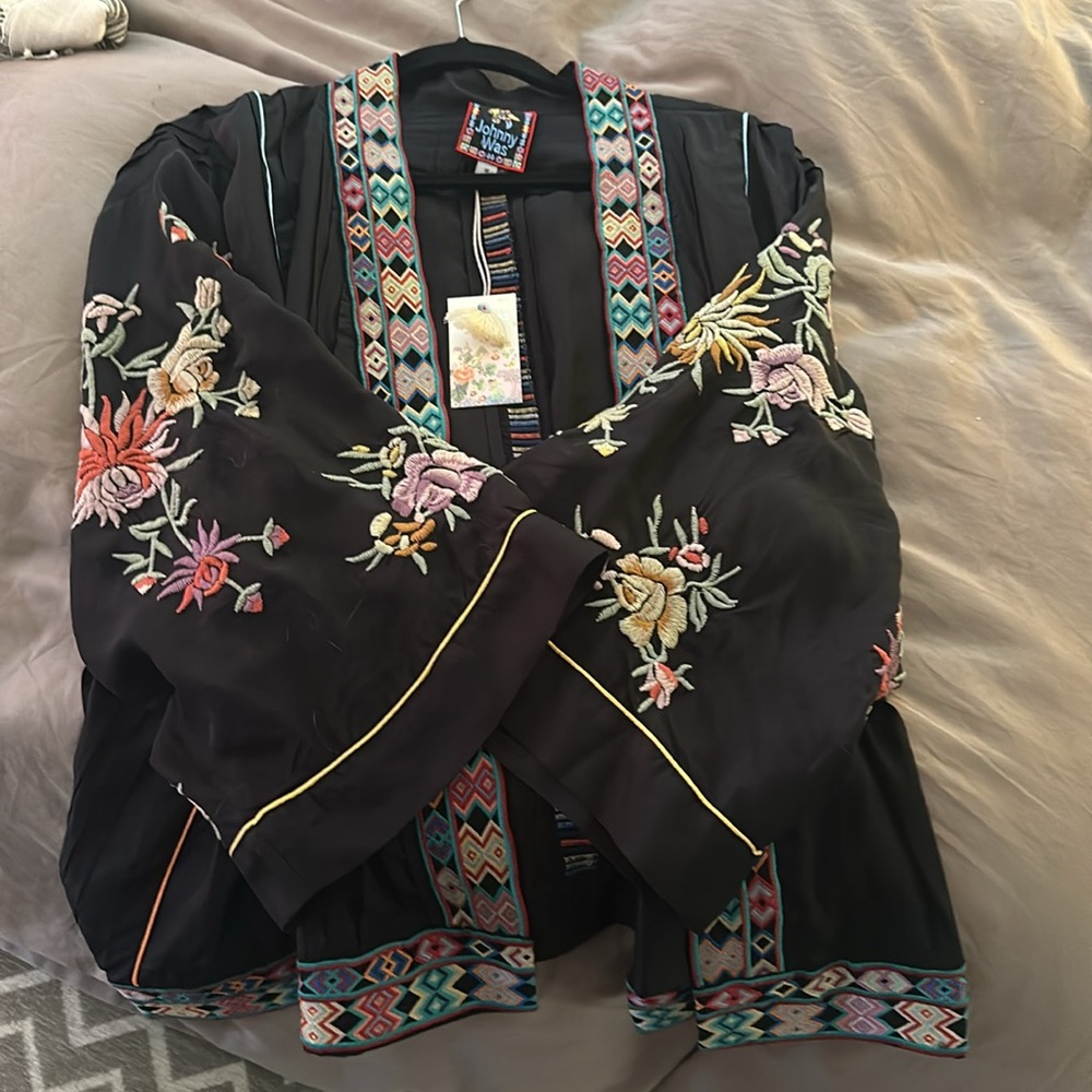 Johnny Was embroidered open tunic size medium